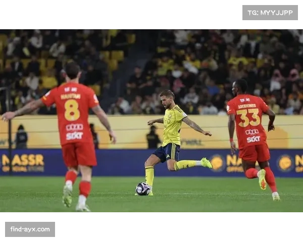 迪格雷戈里奥头球解围失误反映门将出球体系风险 迪格雷戈里奥头球解围失误反映门将出球体系风险